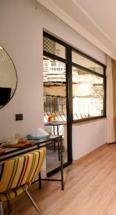 Appartement Unique Flat With Balcony Near Hadrian's Gate Antalya